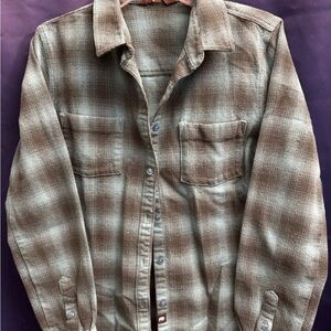 Men’s Mountain Khakis Teal Plaid Shirt Size M